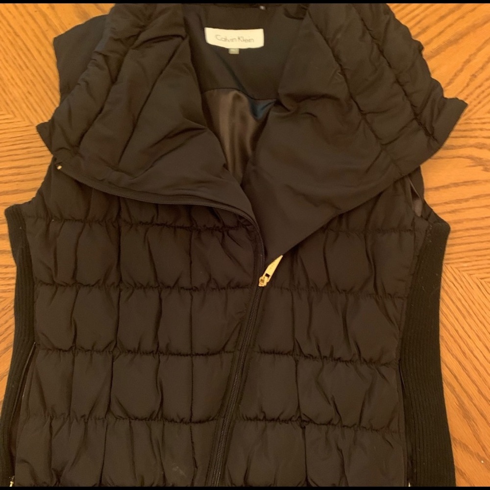 Calvin Klein black puffy vest size xl